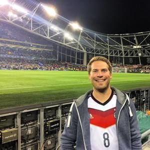 Meet your Posher, Jaime